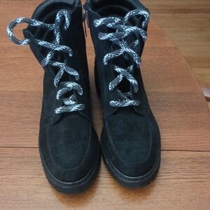 Aquatalia Women's Black Boots with Patterned Laces